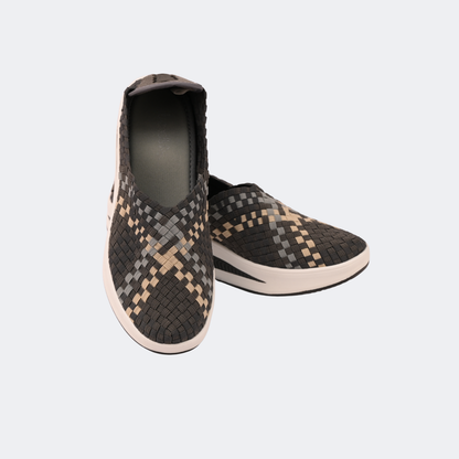 Woven patterned shoes on a white background | Vogelle